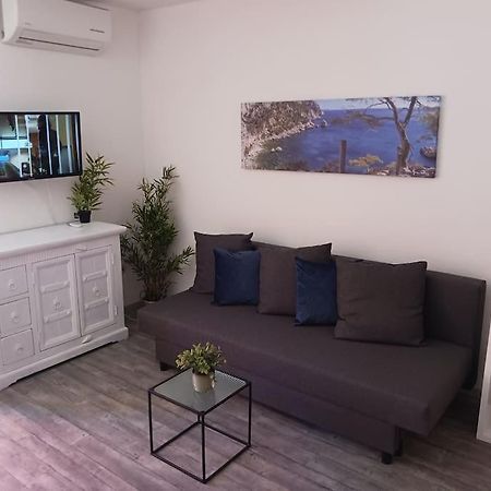 Studio Meuble Bord De Mer Борм-ле-Мимоза Экстерьер фото